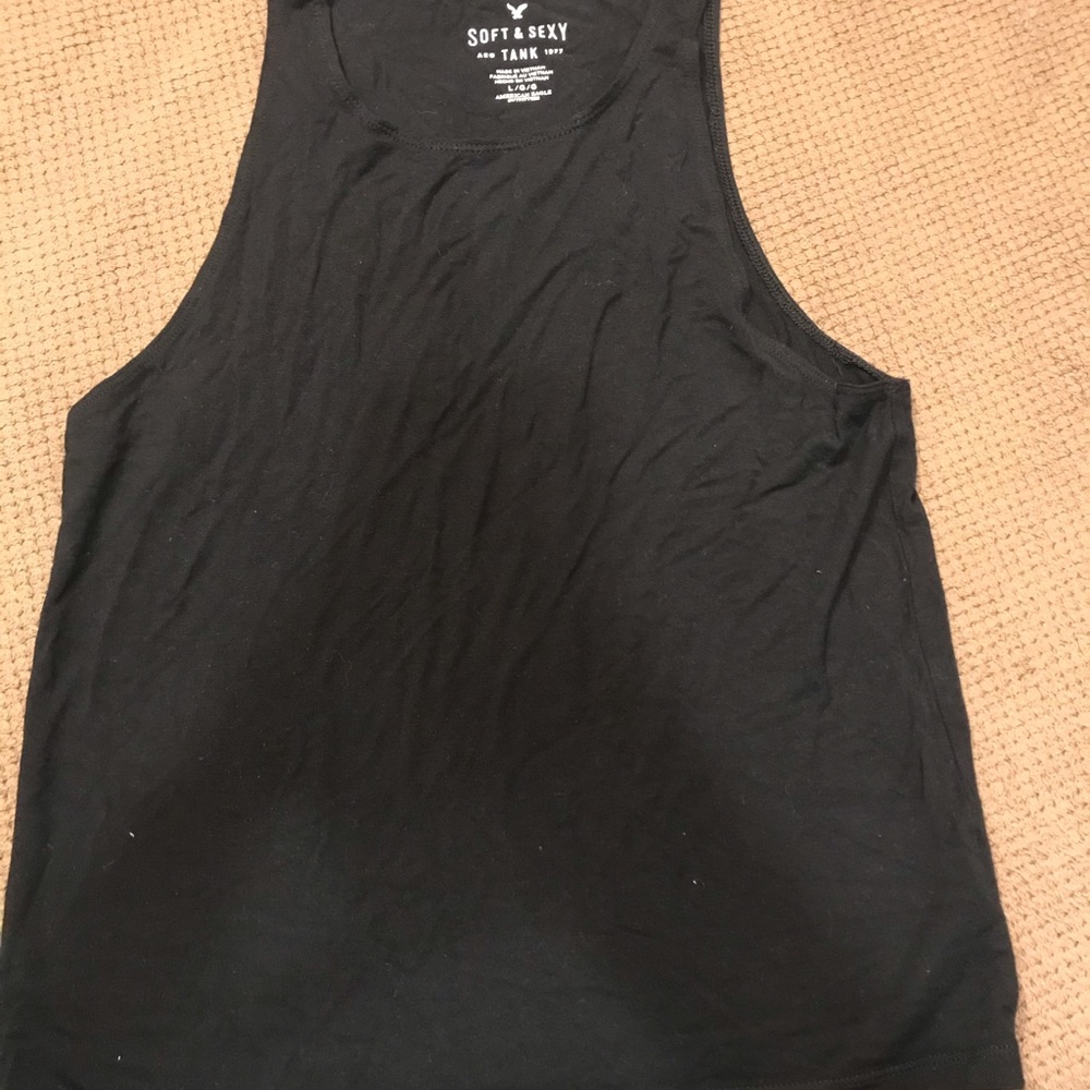 AE cropped black tank top